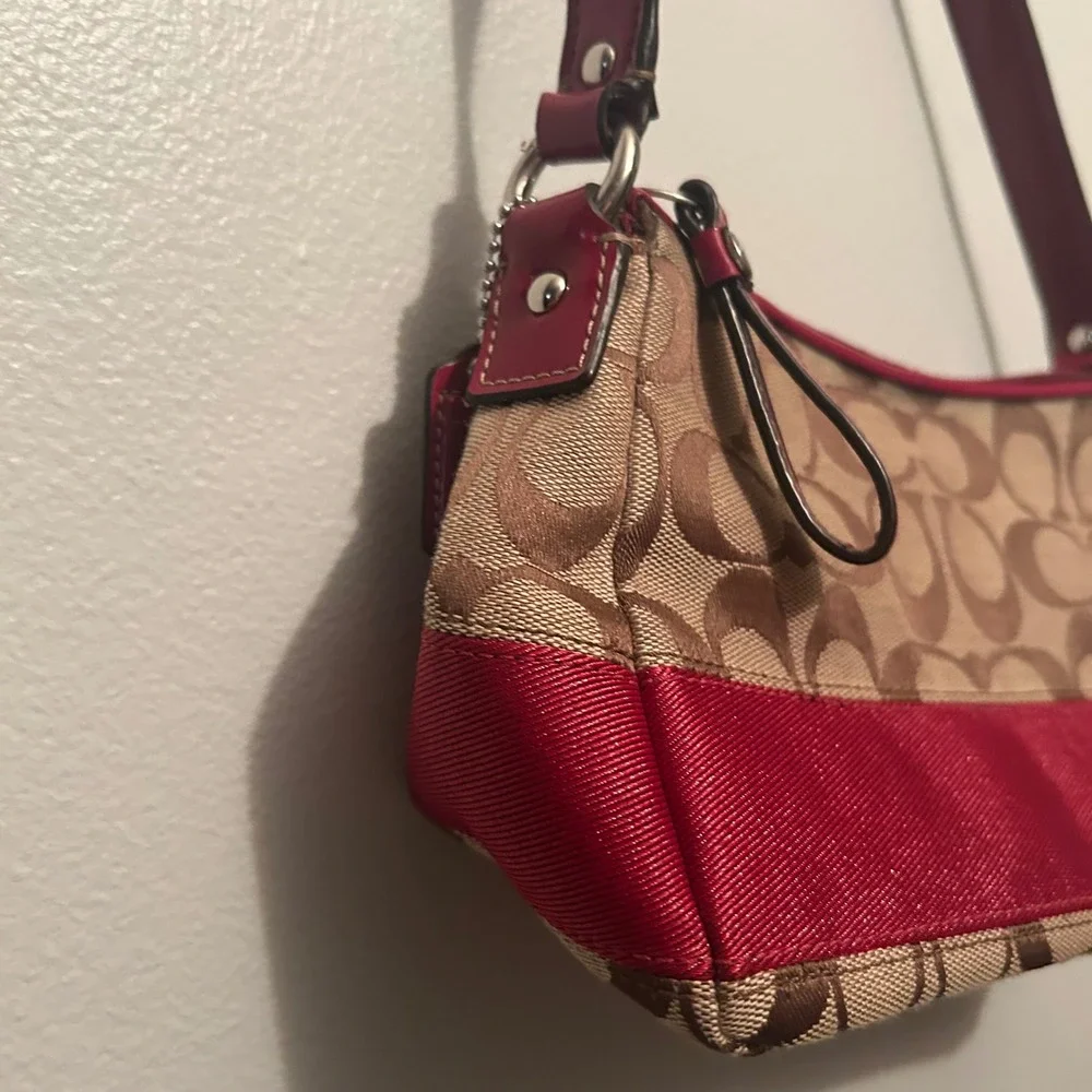 Coach Shoulder Bag Women Small Tan Iconic Monogram Signature Baguette Purse Y2K